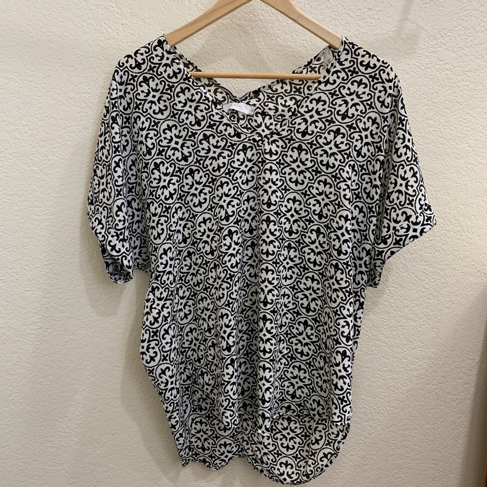 Lush high low blouse